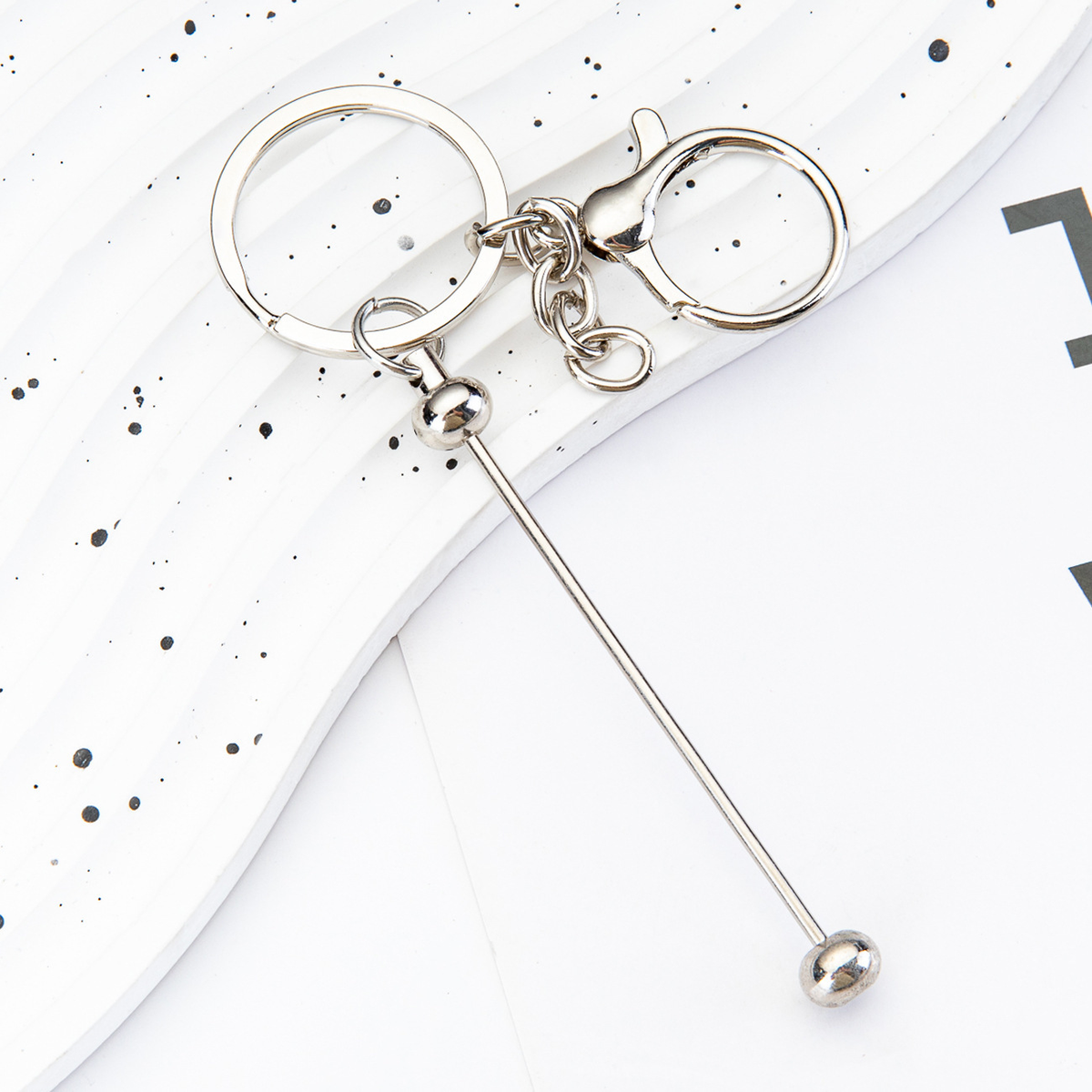 【B004】Gradient Color Metal Keychains for DIY | Bulk Keychain Blanks for Crafts, Charms, Gifts & Accessories